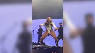 : iza (singer in Brazil) #4