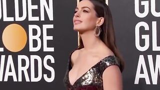 Anne Hathaway GIF HD