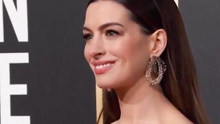 : Anne Hathaway GIF HD #4