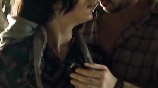 : Nurgul Yesilcay Groped #4