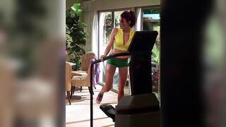 : April Bowlby 60fps #4