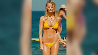 : Brooklyn Decker GIF from the movie "Just Go With It" #1