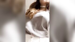 : JoJo Levesque's hot bouncy view #4