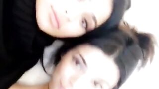 Kendall & Kylie tongue out + kiss