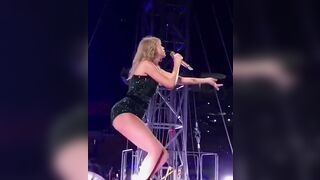 : Imagine Taylor Swift using her fat ass on you after one of her concerts.. #4