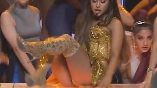 : Ariana Grande's near pussy slip #2