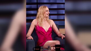 : Sophie Turner sexy braless jiggle #3