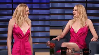 : Sophie Turner's jiggling tits #3