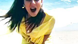 : Victoria Justice ass peek and nip slip #2