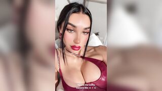 Chantel Jeffries ready to get faceucked