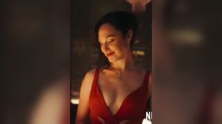 : Milf Gal Gadot in that red dress. So damn sexy #1