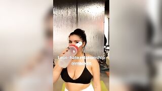 : That sports bra can barely contain Ariel Winter's tits! #2