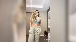 : Sommer Ray is so fucking hot #4