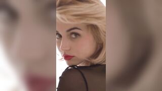 : What kink of yours would you want to enjoy with Ana de Armas? #4