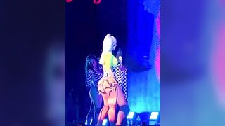 : Iggy Azalea’s ass is so jiggly #2