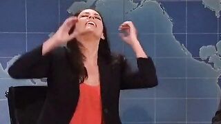 In detail, how would you fuck Cecily Strong?