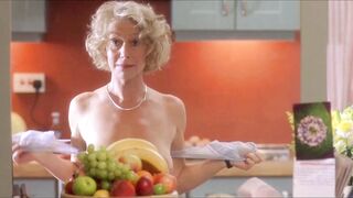 Helen Mirren is such a sexy mature woman