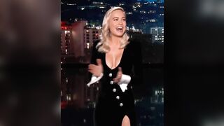 : Brie Larson clapping...and her boobs clapping too. #3