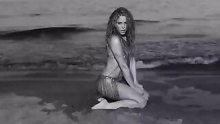 : Shakira's shaking Ass #3