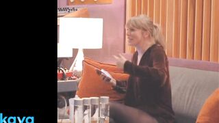 : Bouncy Taylor Swift #4