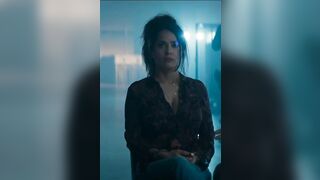 : Just Salma Hayek being sexy milf in Hitman's Wife's Bodyguard #4