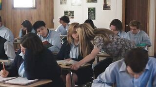 : Chloe Moretz Kissing her teacher Marin Ireland who's twice her age #3