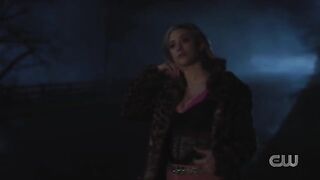 : Lili Reinhart trying to find a ride after being banged. She's so fucking hot #1