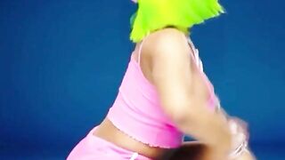 : Nicki Minaj shaking her huge ass #2
