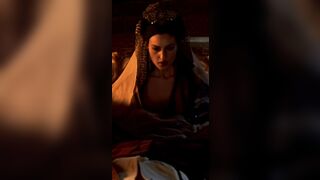 : Monica Bellucci in Bram Stoker's Dracula #2