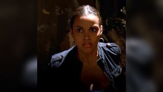 : Jessica Lucas - bouncy large plots in CSI #4