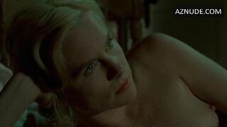 Amy Madigan - Alamo Bay