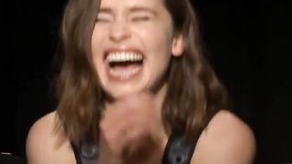 : Emilia Clarke can’t stop laughing #4