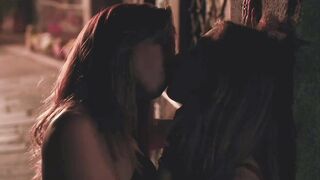 : Alison Brie & Aubrey Plaza making out in 'Spin Me Round' #3