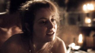 Esme Bianco in Game of Thrones S01E06