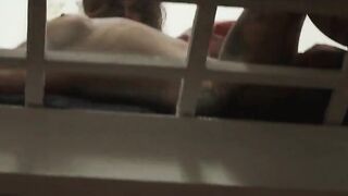 Lesbian Plot in Marseille (Netflix) S01E01