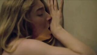 : Kate Winslet and Saoirse Ronan in Ammonite (2020) #4