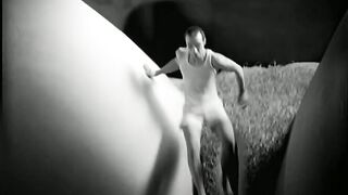 : A guy enters Paz Vega's pussy - "Talk to Her" 2002 #2
