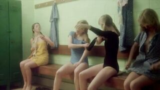 : Critical Girl's Locker Room Plot From "Felicity" (1978) with Glory Annen and Jody Hanson #2