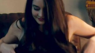 : Shailene Woodley - Revealing the plot in 'White Bird in a Blizzard' #2