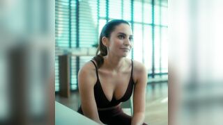 : Genesis Rodriguez - Beautiful plot in ‘The Umbrella Academy’ S3 #2