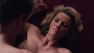 : Betty Gilpin's plot in Glow #4