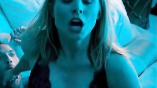 : Kristen Bell in House of Lies #3