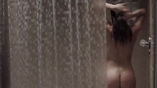 Keri Russell showering in The Americans