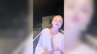 : Rose McGowan flash her tits on purpose multiple times #4