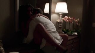 : Rosario Dawson in unforgettable #4