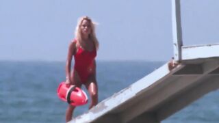 : Pamela Anderson - Baywatch s03e10 #2