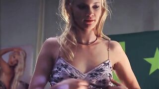 : Amy Smart was amazing in Road trip #4