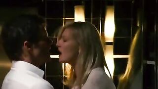 : Hot mature bathroom sex (Kirsten Dunst) #2