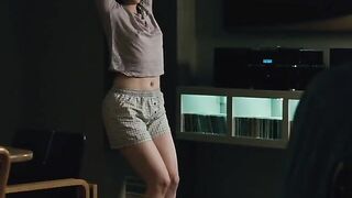 : Emily Hampshire (Schitt's Creek) - Sexy in Good Neighbors #2