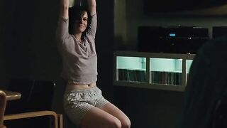 : Emily Hampshire (Schitt's Creek) - Sexy in Good Neighbors #4